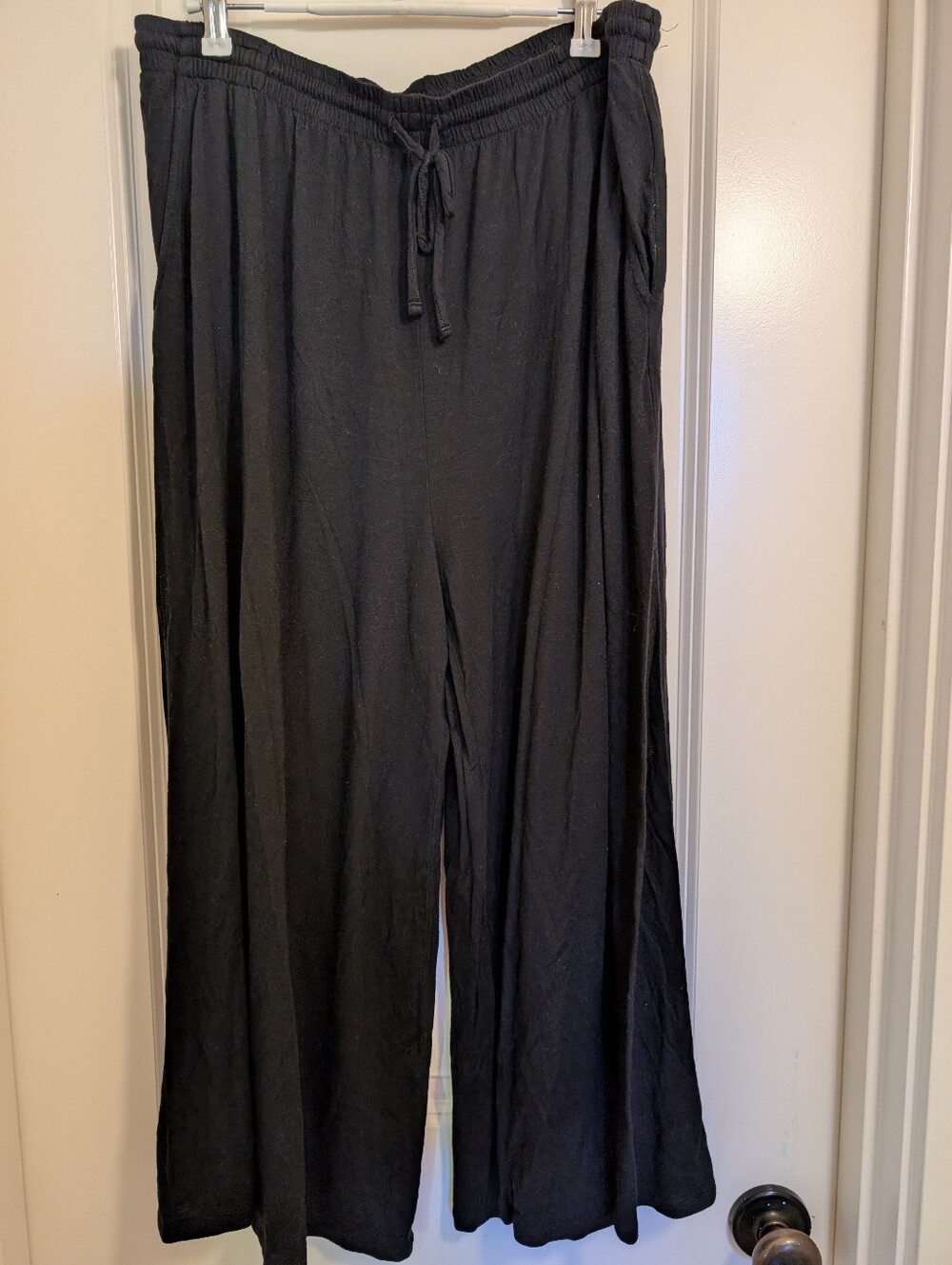 Athleta Soft Palazzo Pants With Drawstring and Pockets - Picture 2 of 6
